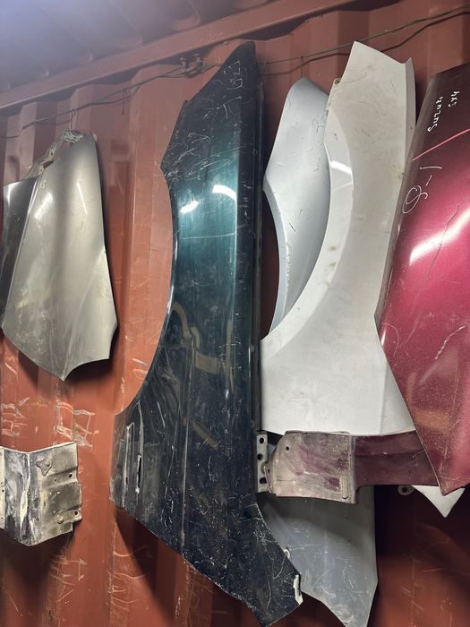 Крыло переднее левое bmw e39