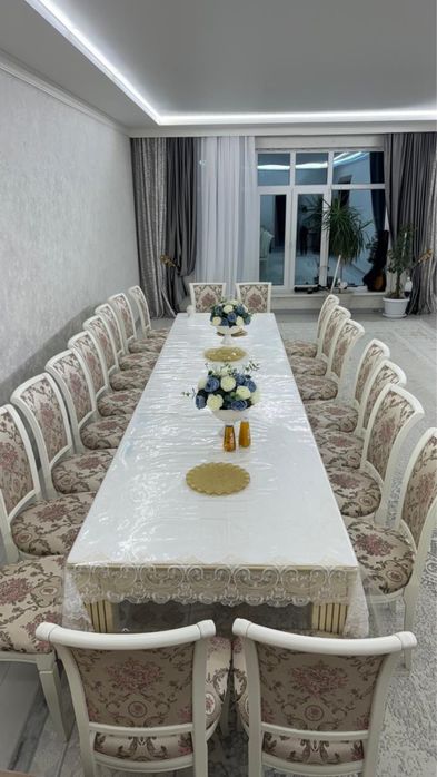 Продам стол со стульями