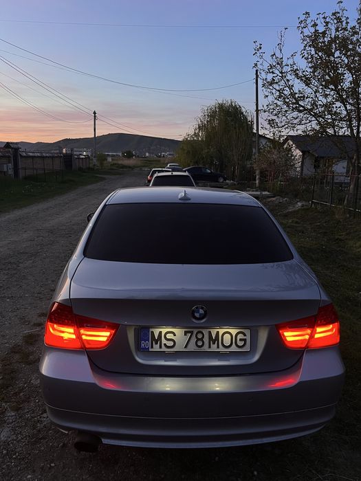 BMW Seria 3 2009 — imagine 4
