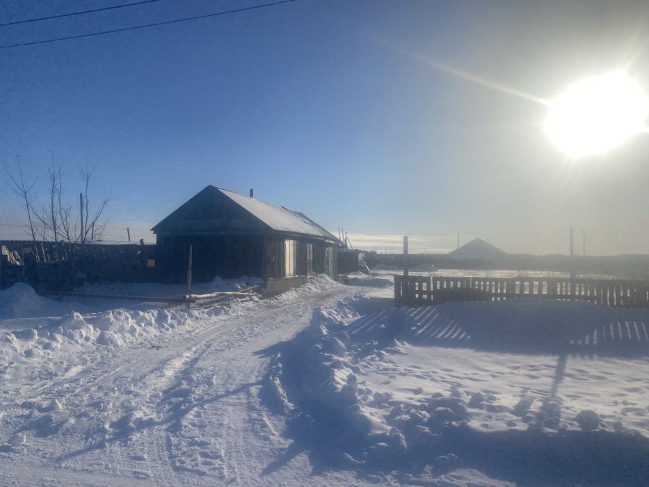 Продам участок с времянкой