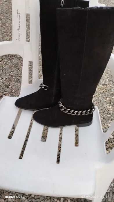 Cizme dama, marimea 35,  din piele intoarsa