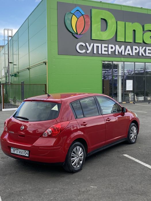 Срочно Продам машину NISSAN VERSA