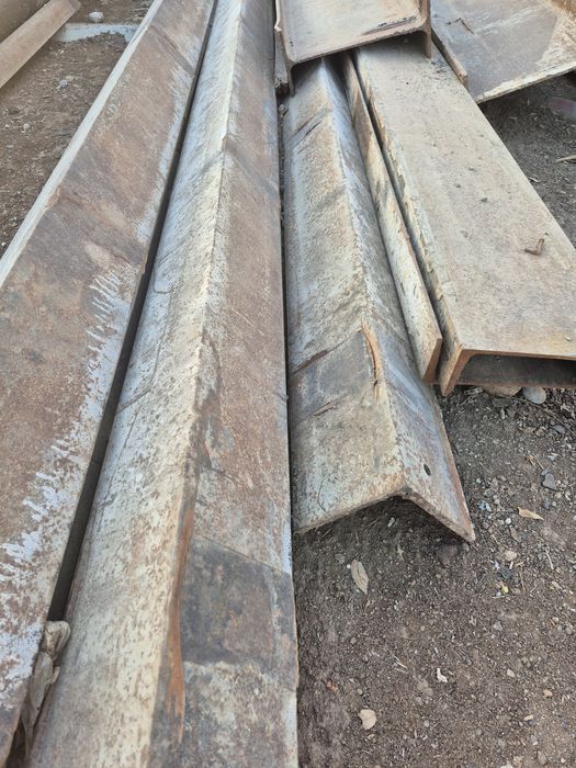 Уголок 160х160х10×11 истенка бу холати зор