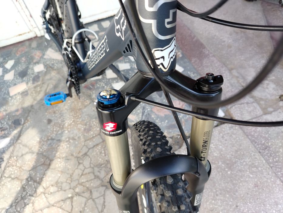 Bicicleta Concept FS - 975 full suspensie