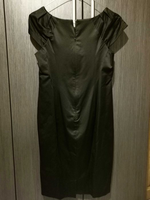 Черна официална рокля