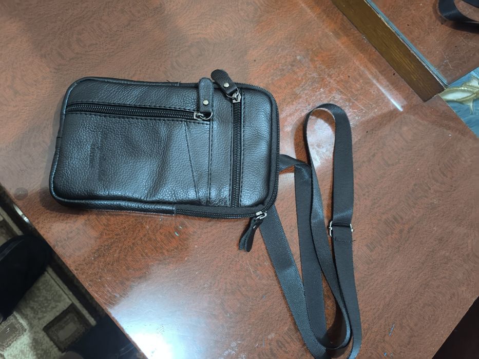 Барсетка кожанный