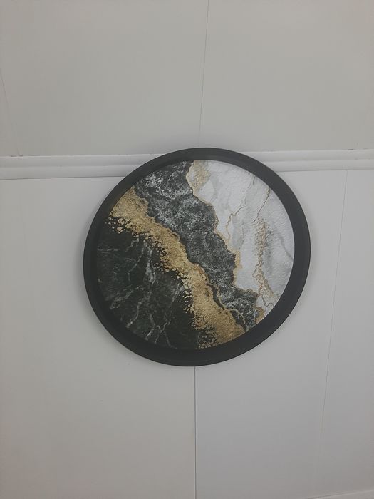 Продам картины-постер, подставку