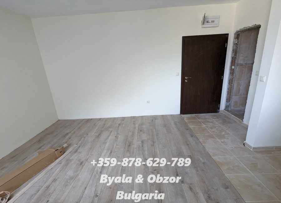 Продава се Едностаен апартамент в Бяла - 35 кв.м за 1100 €/кв.м - Снимка #9