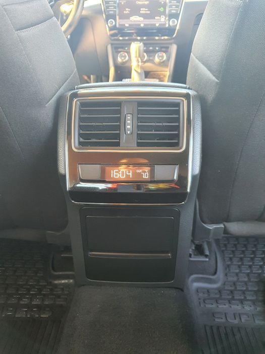 Skoda Superb 2.0TDI SportLine 2.0TDI 190 hp- 4x4, DSG