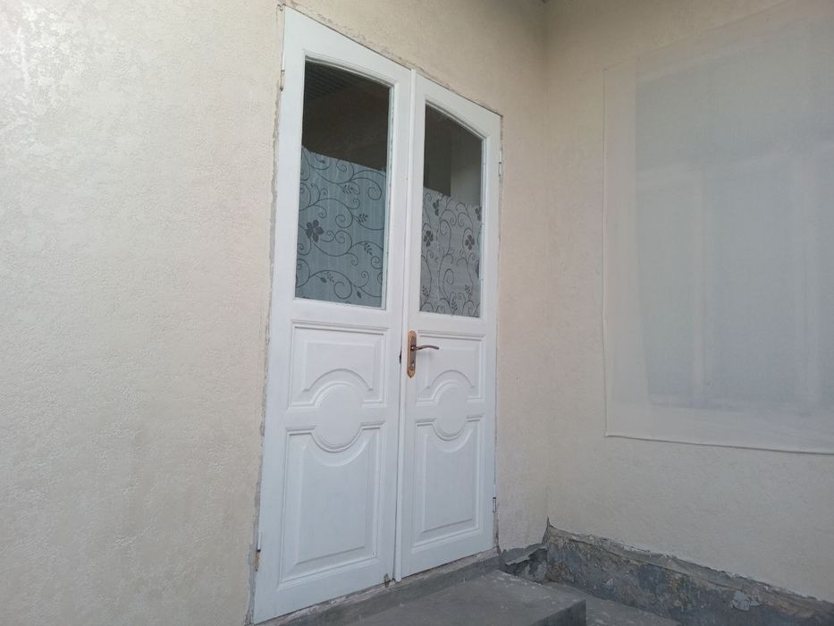 Uy srochna sotiladi 3.5sotix