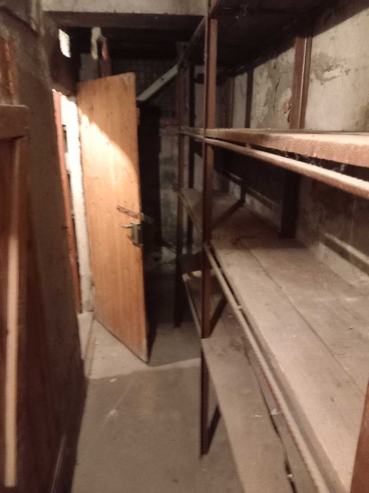 Почистване на Тавани Мазета и Разчистване на Апартаменти