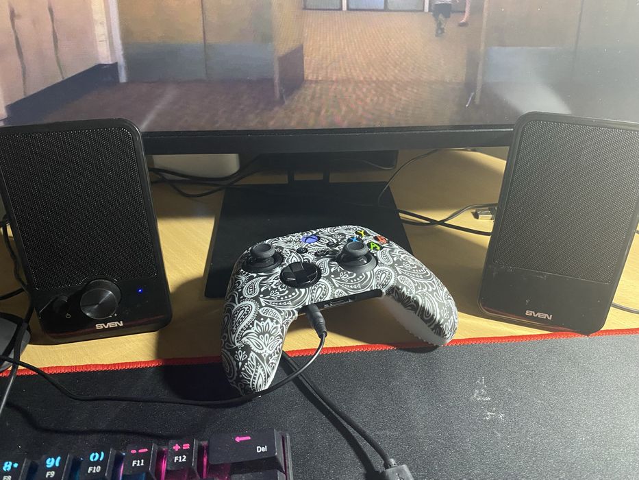 Xbox Series X продам