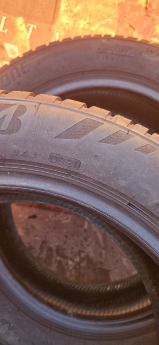 2 Anvelope Bridgestone 215 55 R17 M+S. Dot 2021