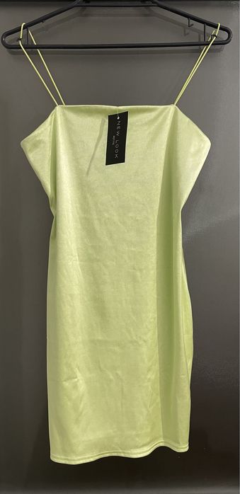 Rochie verde mulata, cu bretele subtiri