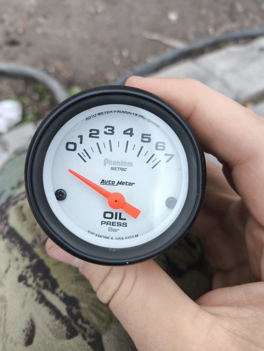 Продам датчик давления масла фантом 5727