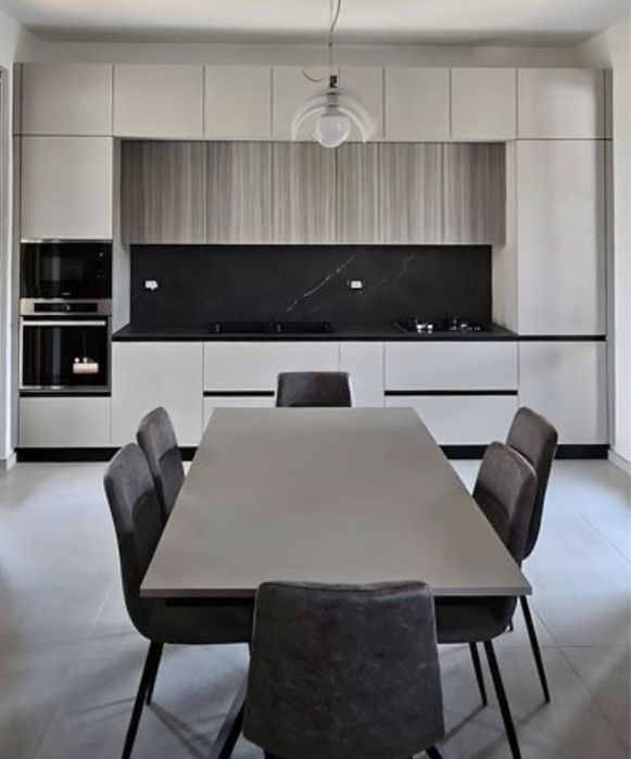 Executam mobila pe comanda