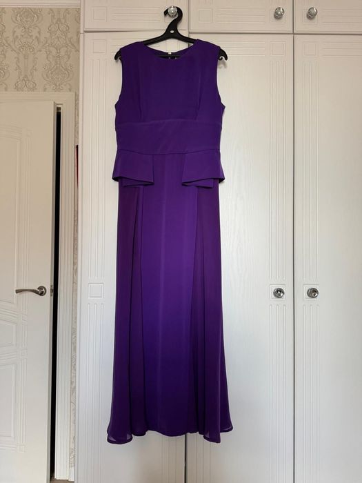 Платья разные 3 штуки