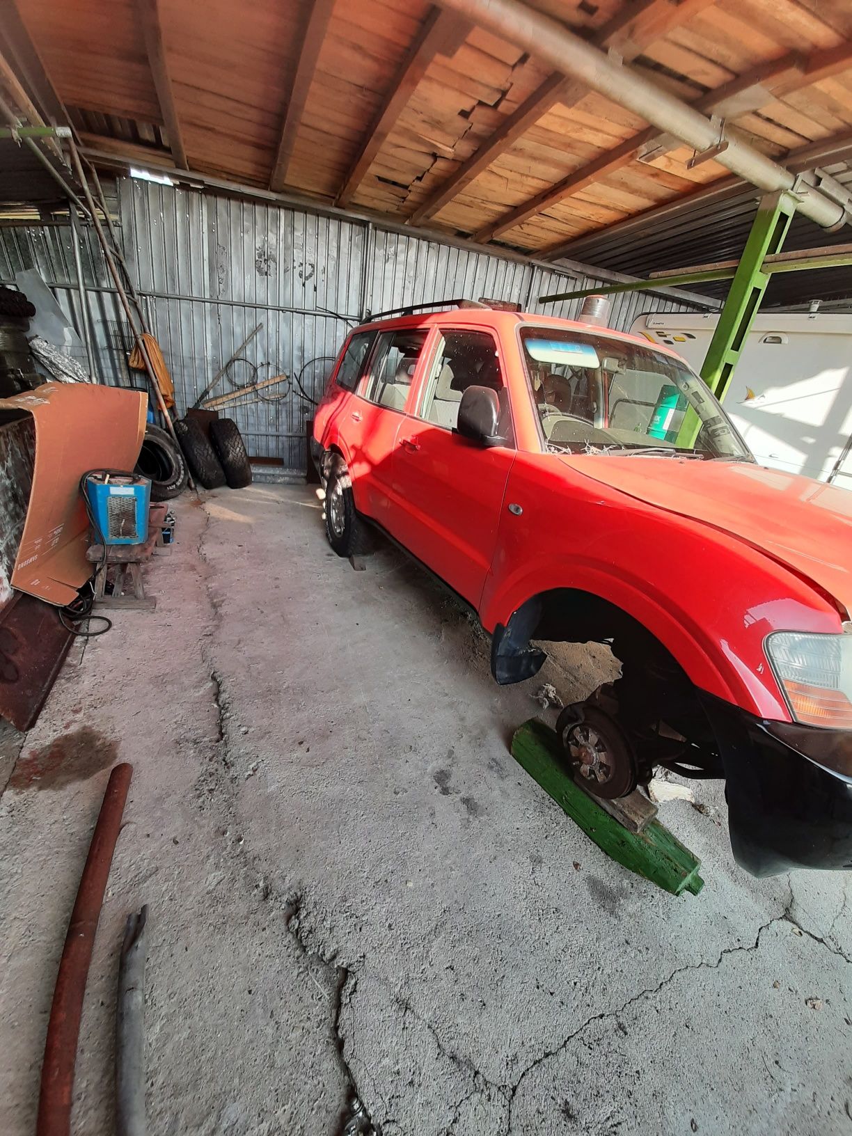 Mitsubishi Pajero 3.2 3 джипа за части гр. Сандански • OLX.bg