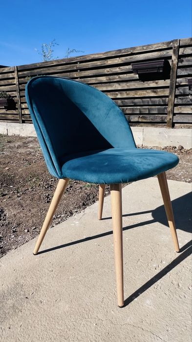 Set scaune stil scandinav