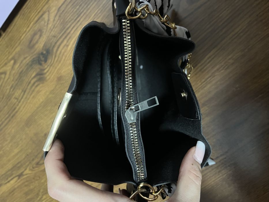 Дамски чанти в отлично състояние