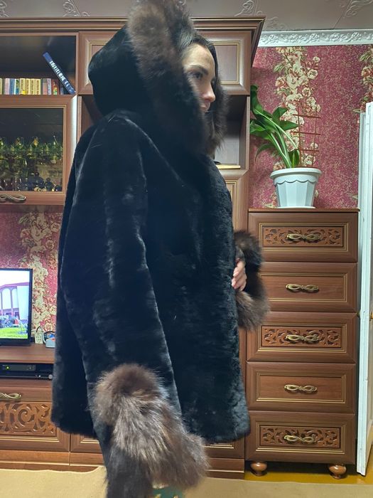 Продам шубу, полушубок