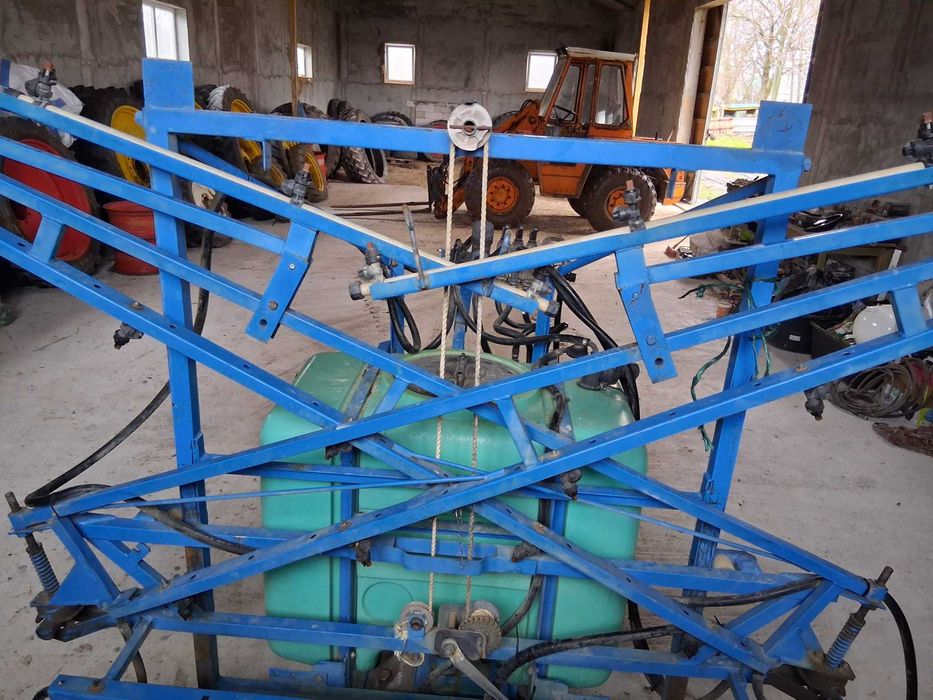 Instalație erbicidat met