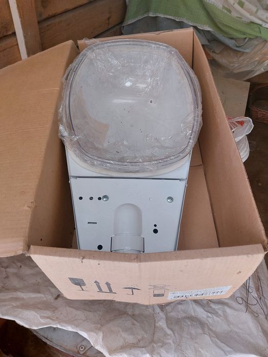 Прожектор сатылады новый