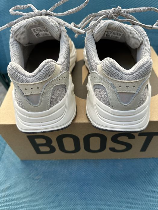 Yeezy 700 v2 cream autentici