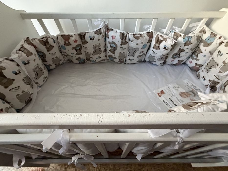 Детская кроватка