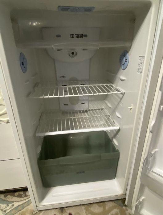 Холдильник  сатамын