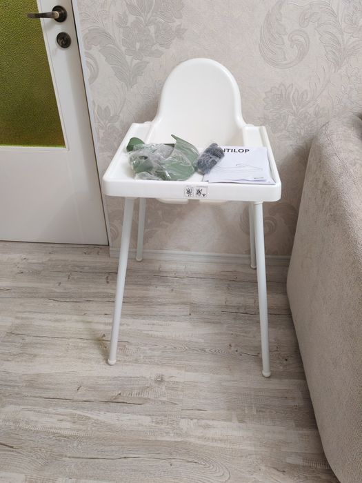 Scaun de masă pentru bebeluși nou