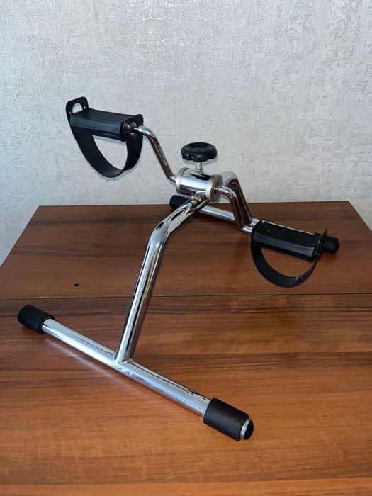 Мини-тренажер велосипед