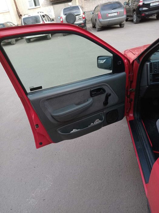 Продам автомобиль Ford Sierra