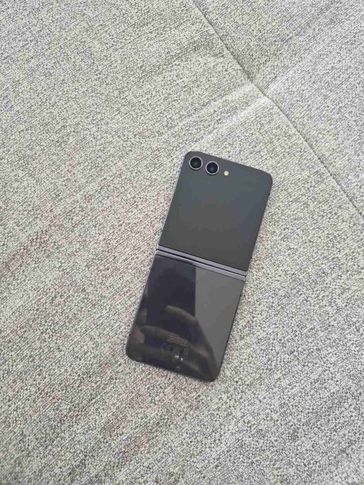 Samsung Flip 5 - 256BG
