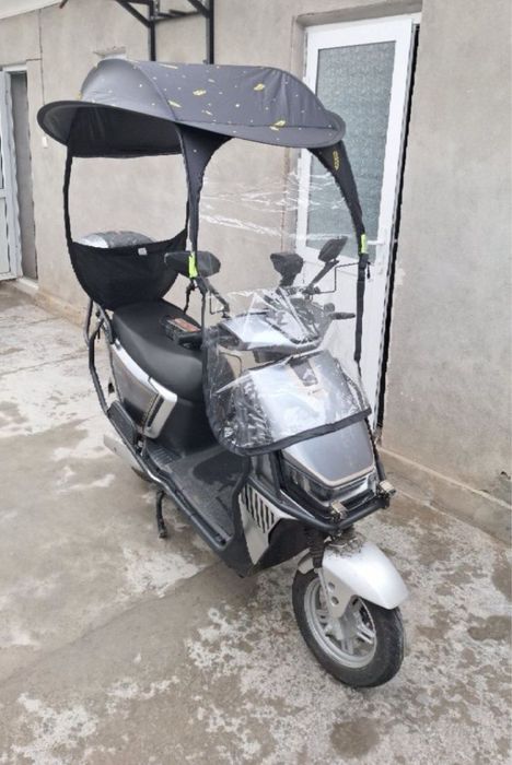 Скутер зонтик сотилади янги