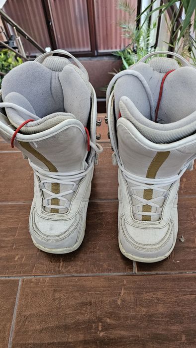 Boots, buti snowboard