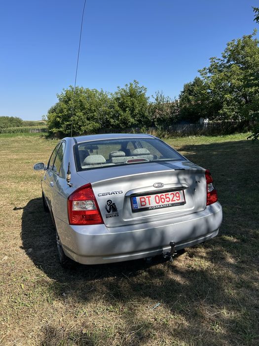 Vand Kia cerato