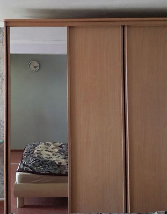 Шкаф купе три двери