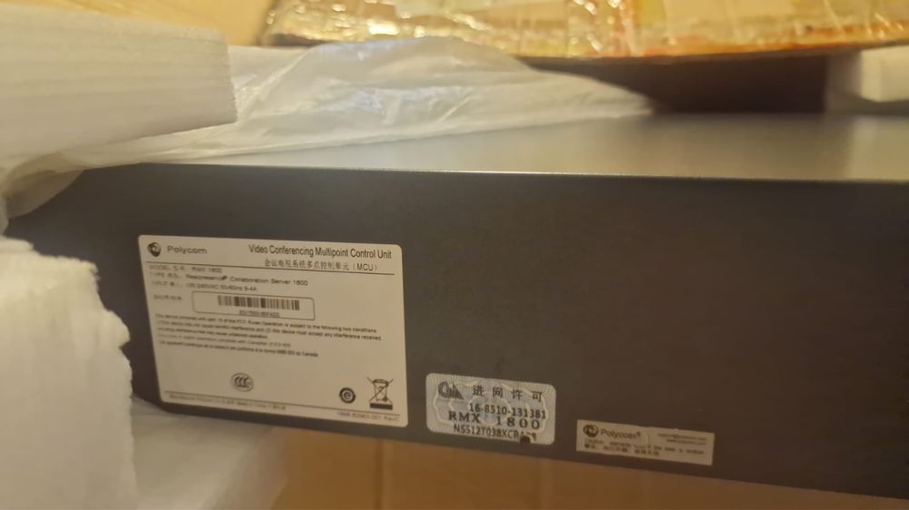 Продам сервер Polycom 1800