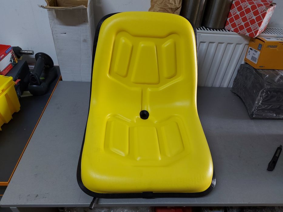 Scaun tractor japonez iseki, macara forestiera, motocultor,bobcat