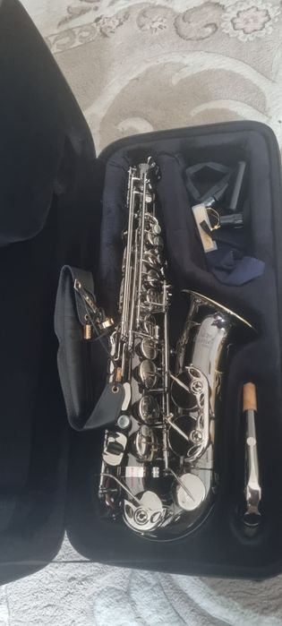 Saxofon Alto Flame Pro – nou, doar desigilat