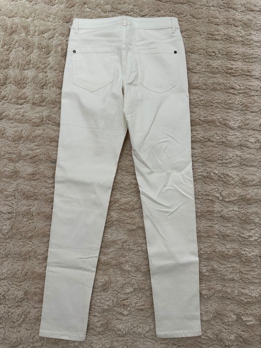 Бял дамски панталон