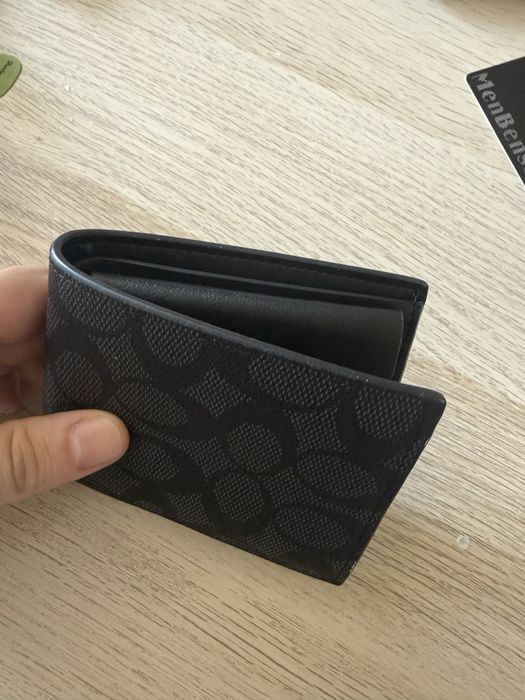 Coach портфейл чисто нов
