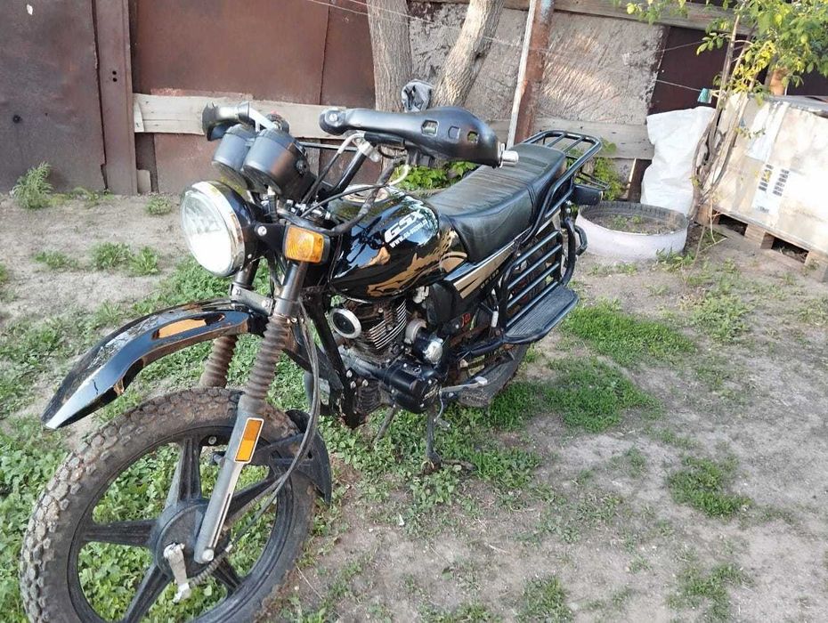 moto suzuki gsx 150