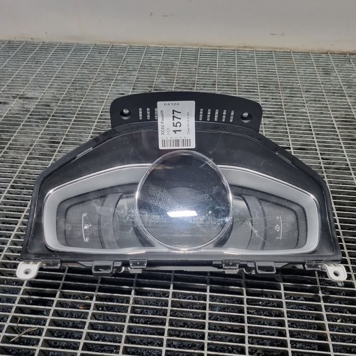 Ceas Bord in KM Volvo XC60 Facelift 2.0 D 2013 - 2017 Manuala (1577) 769167110U Garantie