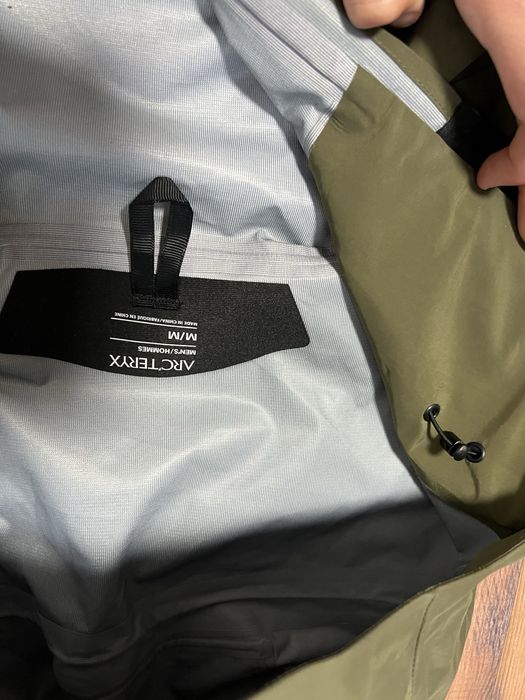 foita geaca hard shell arcteryx M