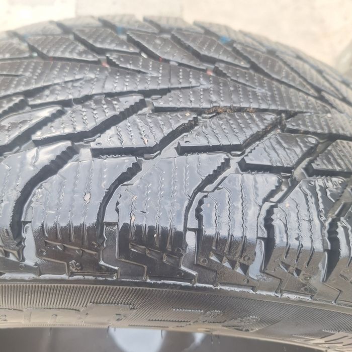 Зимняя резина  2шт