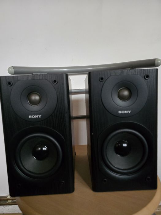 Vand 4 boxe Sony, de raft,  bass reflex