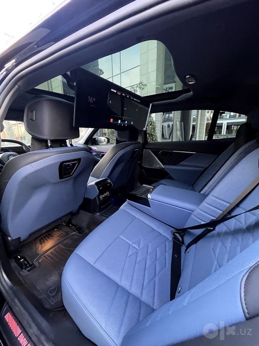 Срочно  BMW i5 35L идеал
