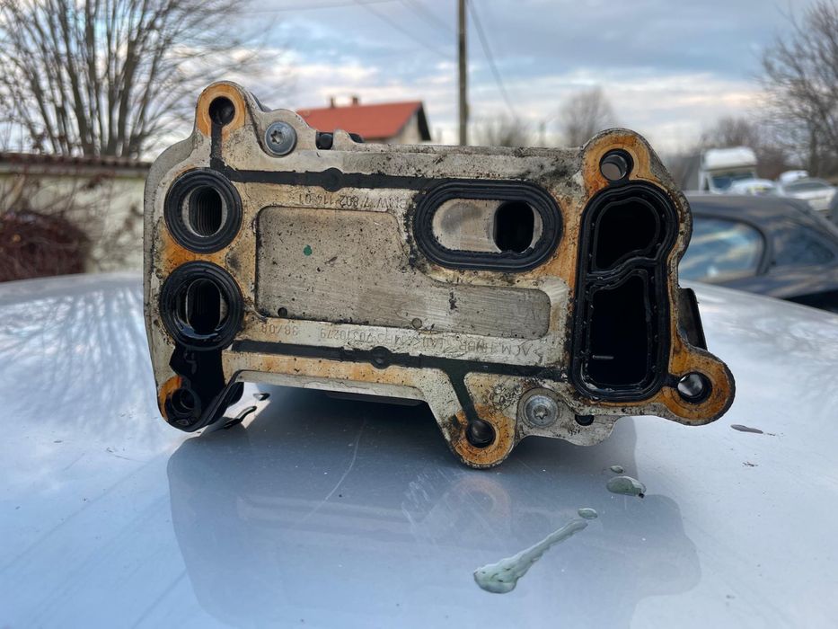 КОРПУС НА МАСЛЕН ФИЛТЪР BMW N47D20 Н47Д20 е90,е87,е81 118d,120d,318d,